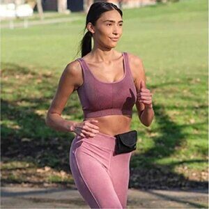Running Buddy Magnetic Buddy Pouch, Beltess, Chafe and Bounce Free, Runners Fann